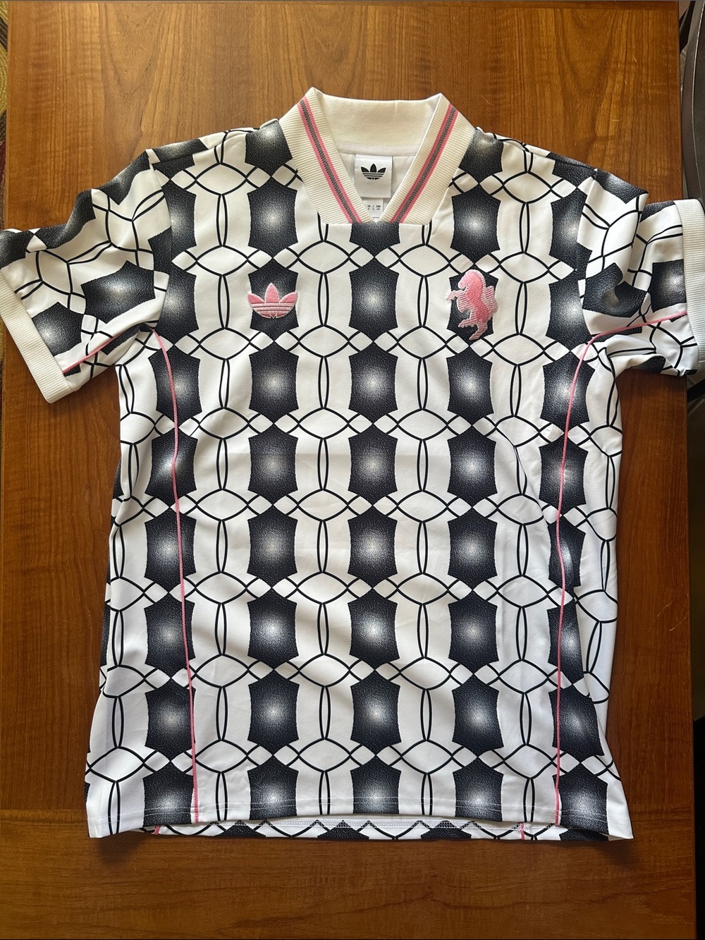 Juventus lifestyle jersey